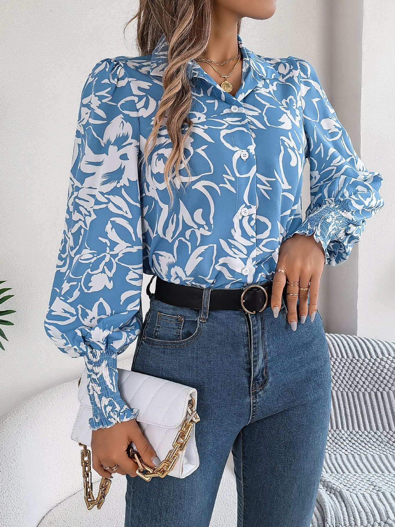 Elegant Floral Lantern Sleeve Blouse