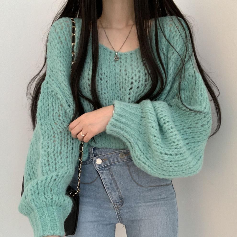 Candy-colored pullover sweater with loose and laid-back style and frilly sleeves