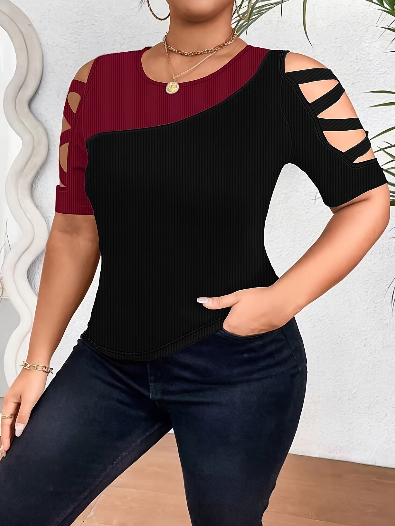 Plus-Size Women Color-Block Off-Shoulder Hollow-Out Short-Sleeve T-Shirt